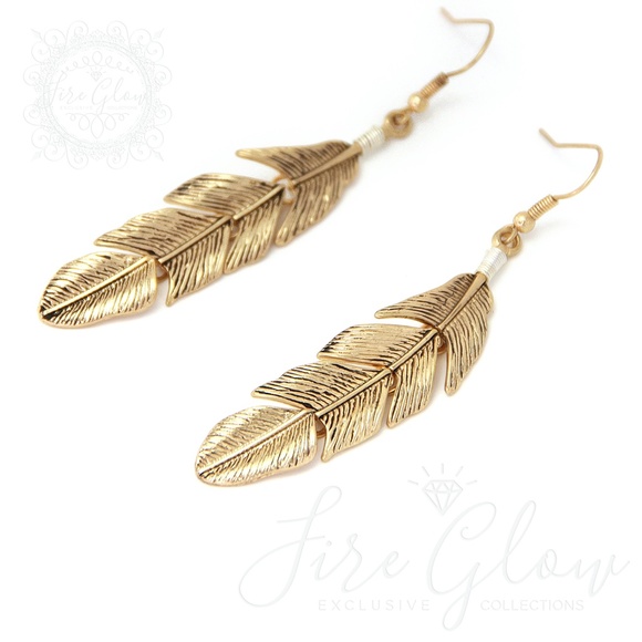 Boho Chic Gold Tone Dangling Feather Earrings - Picture 13 of 13